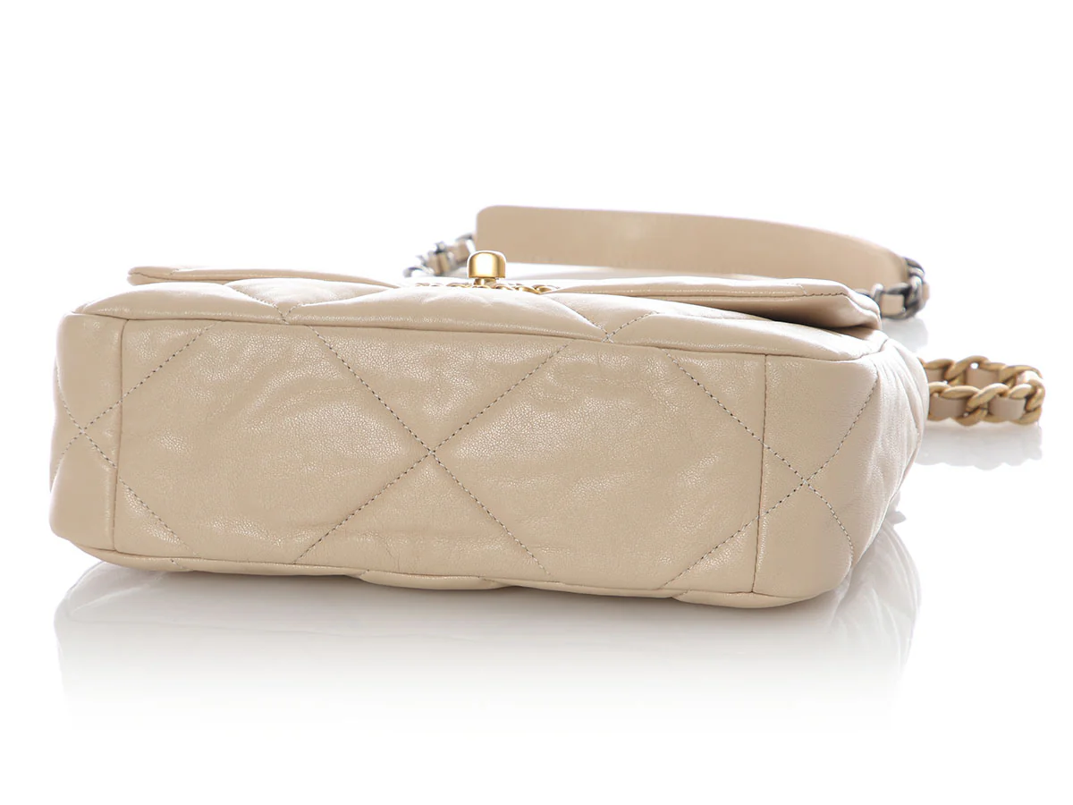 Chanel Small Beige Quilted Calfskin 19 Flap - Image 7