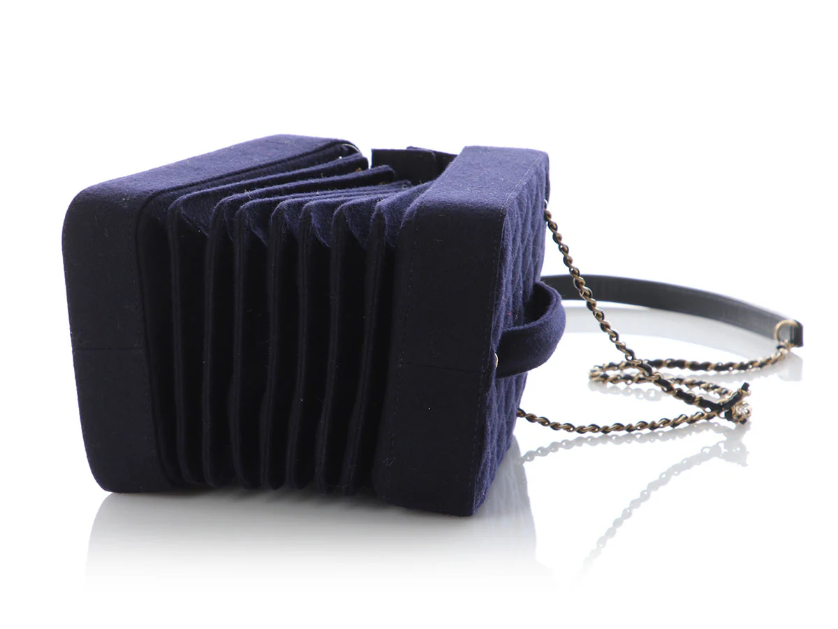 Chanel Navy Paris-Hamburg Accordion Bag - Image 7