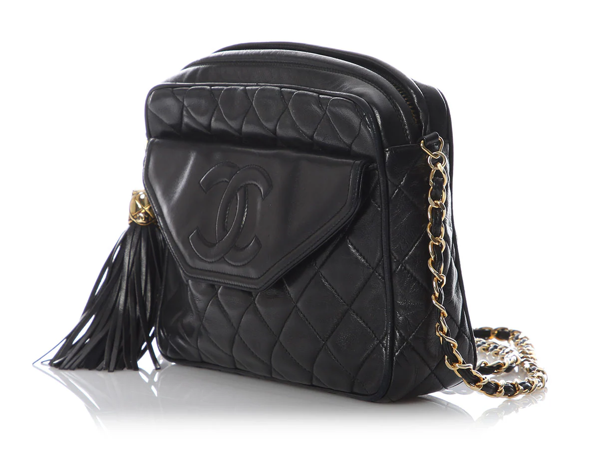 Chanel Vintage Black Quilted Lambskin Tassel Camera Bag - Image 3