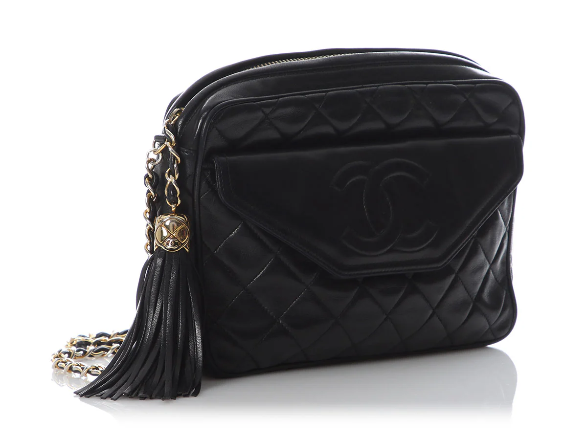 Chanel Vintage Black Quilted Lambskin Tassel Camera Bag - Image 5