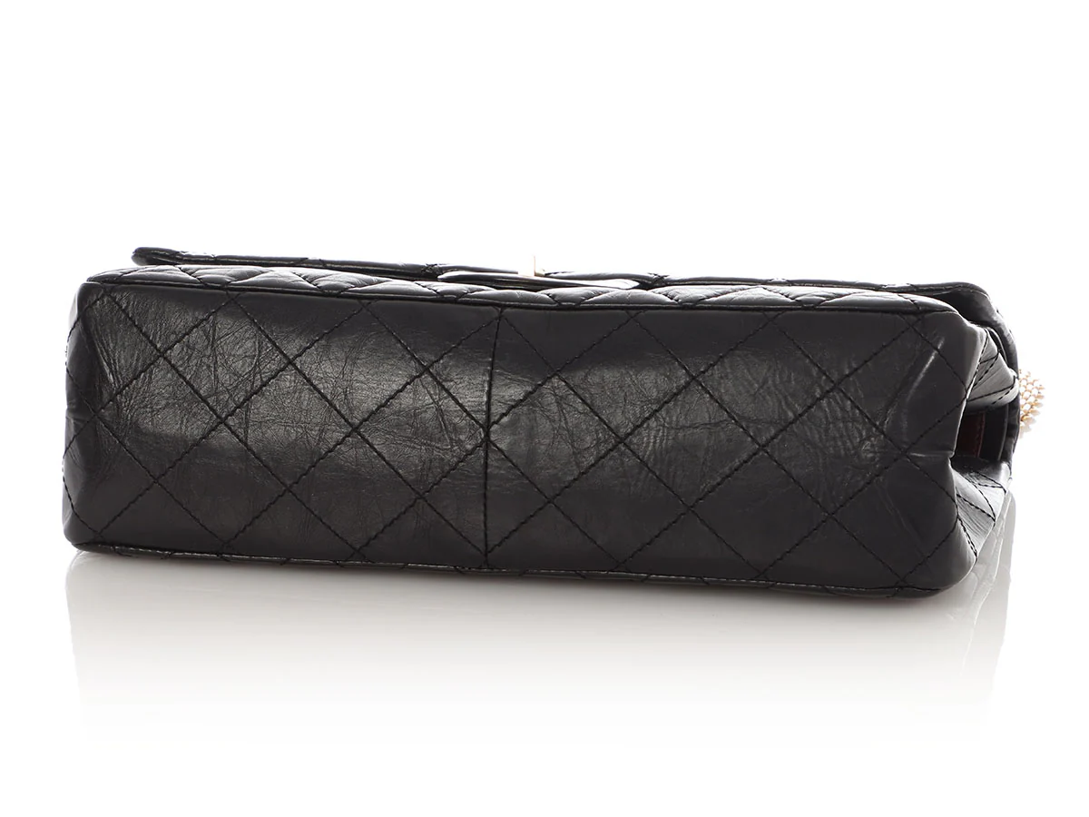 Chanel Black Quilted Aged Calfskin 2.55 Reissue 227 - Image 7