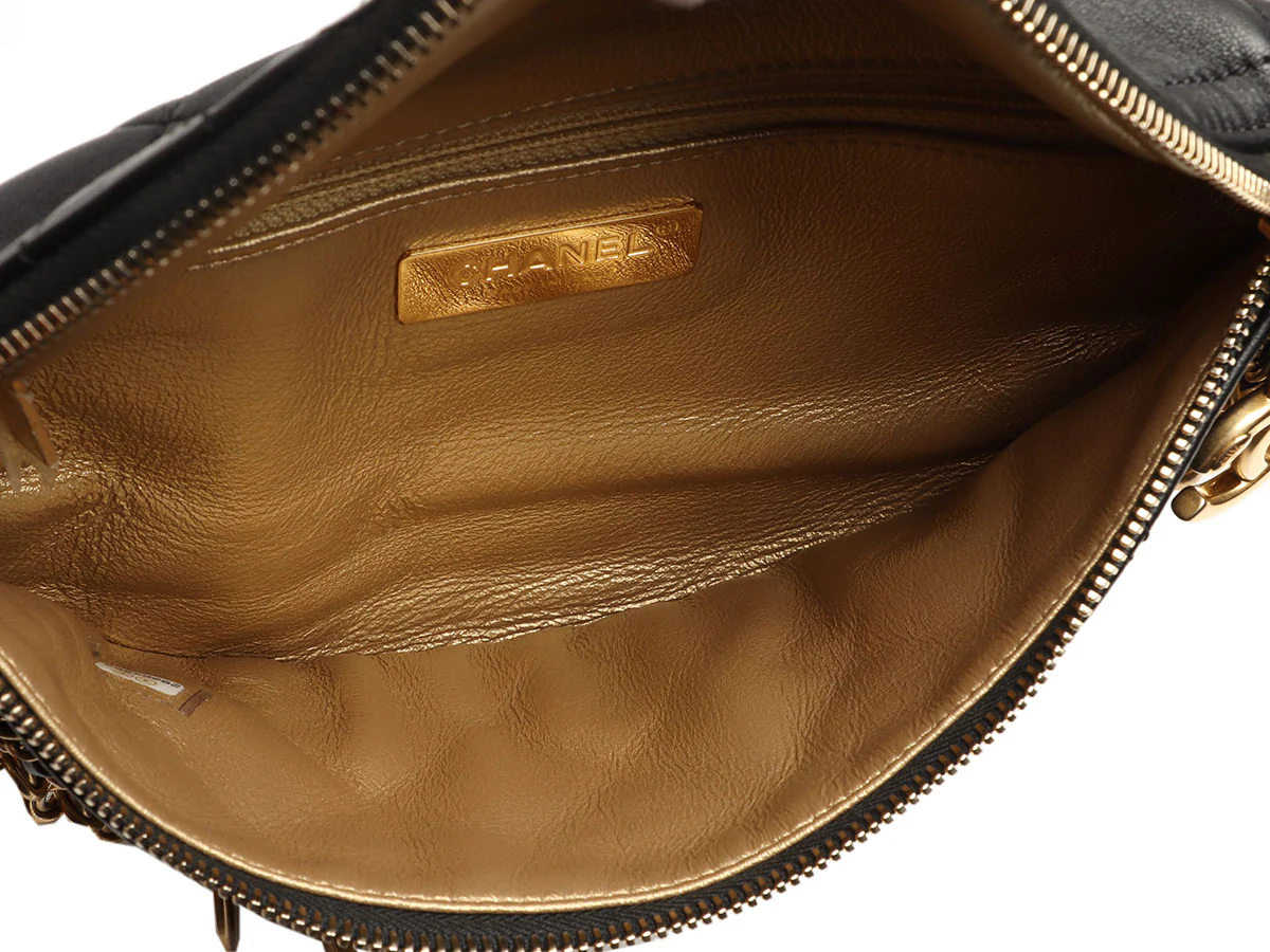 Chanel Black Quilted Lambskin Paris-New York All About Chains Bumbag - Image 9