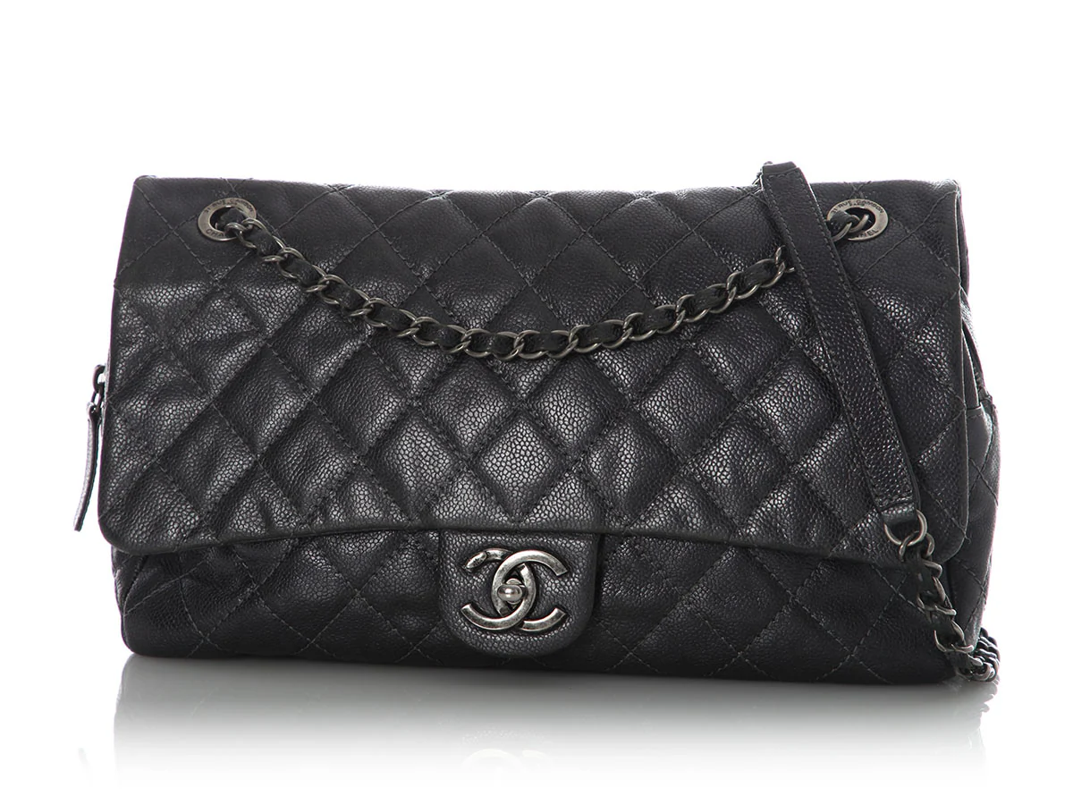 Chanel Jumbo Metallic Gray Quilted Caviar Easy Flow Flap - Image 2