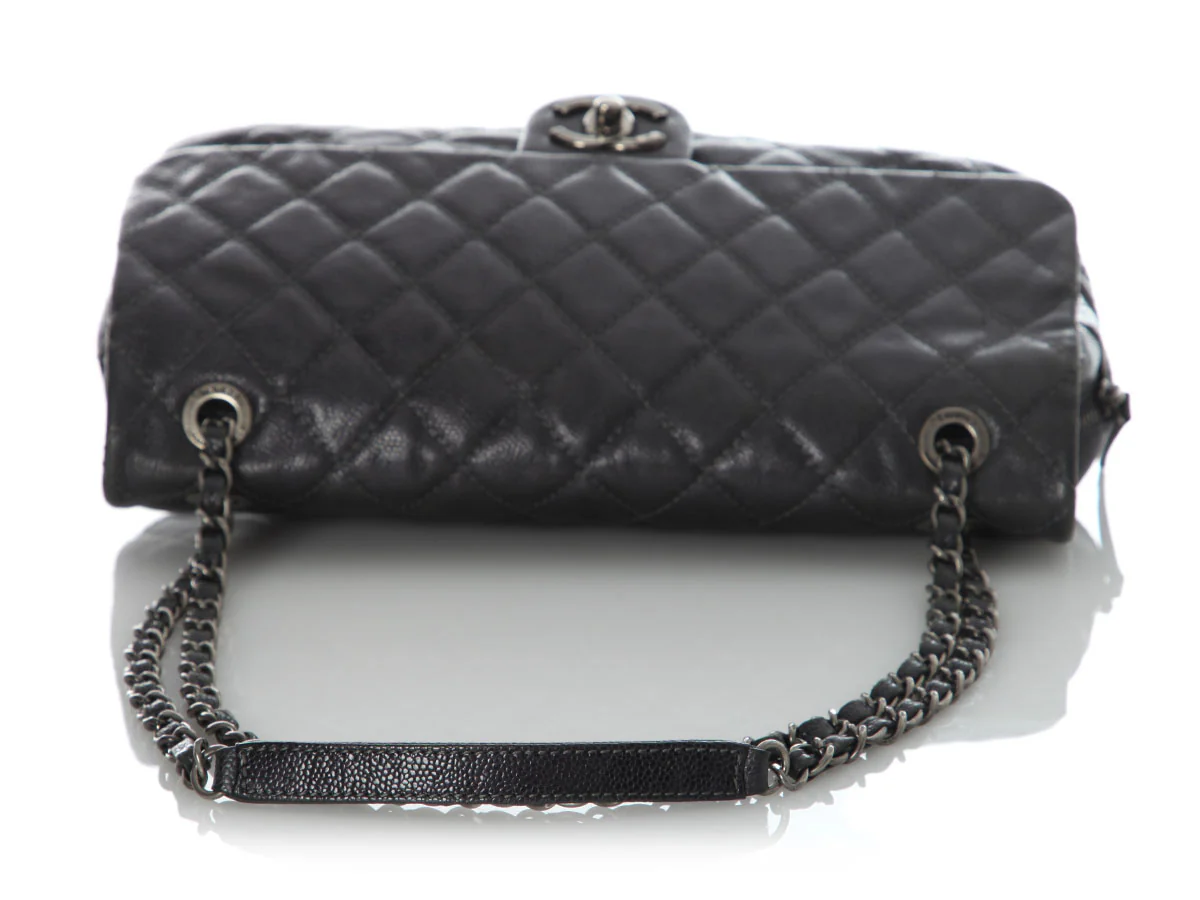 Chanel Jumbo Metallic Gray Quilted Caviar Easy Flow Flap - Image 7