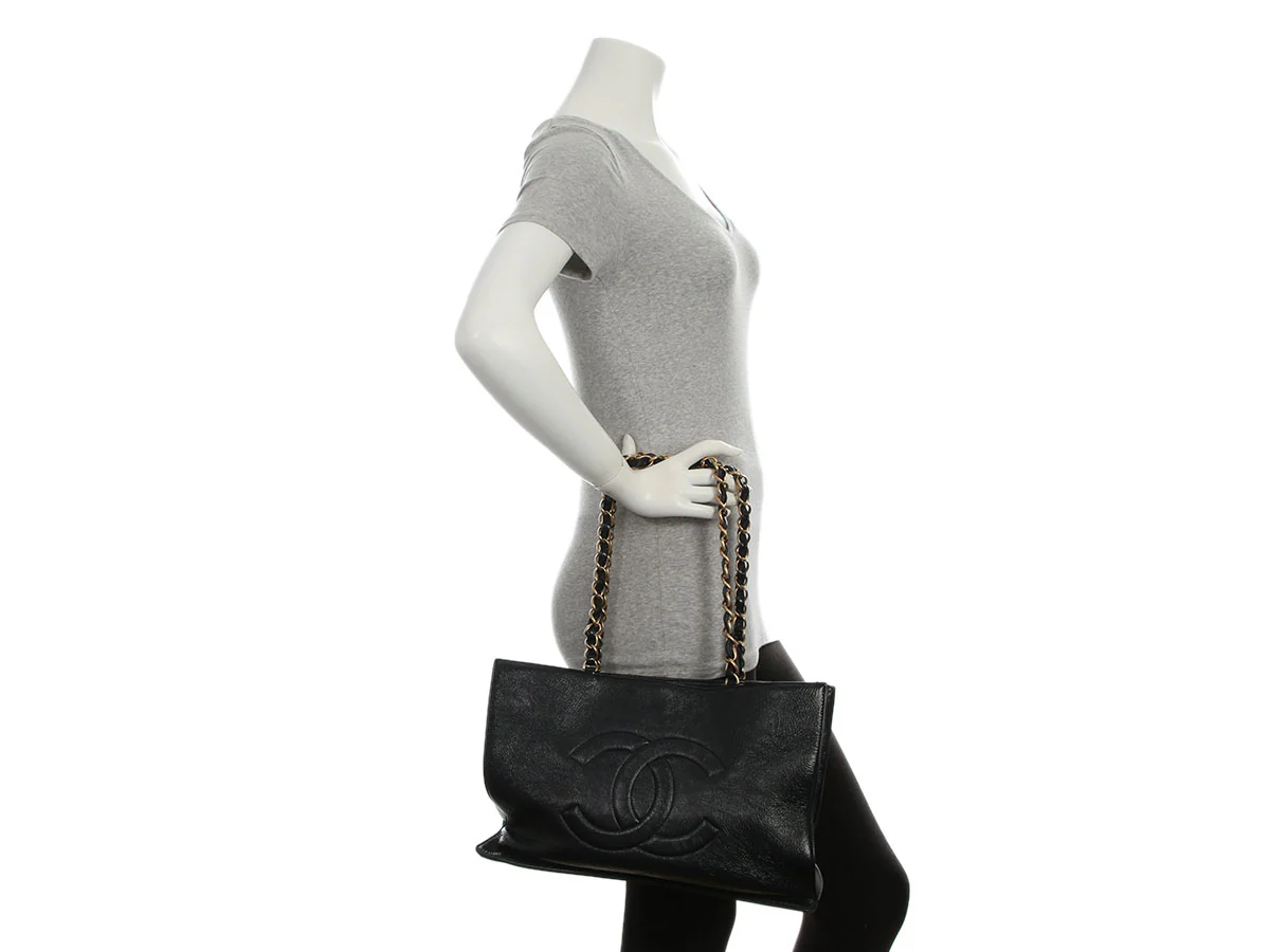 Chanel Large Black Calfskin Shopper - Image 10