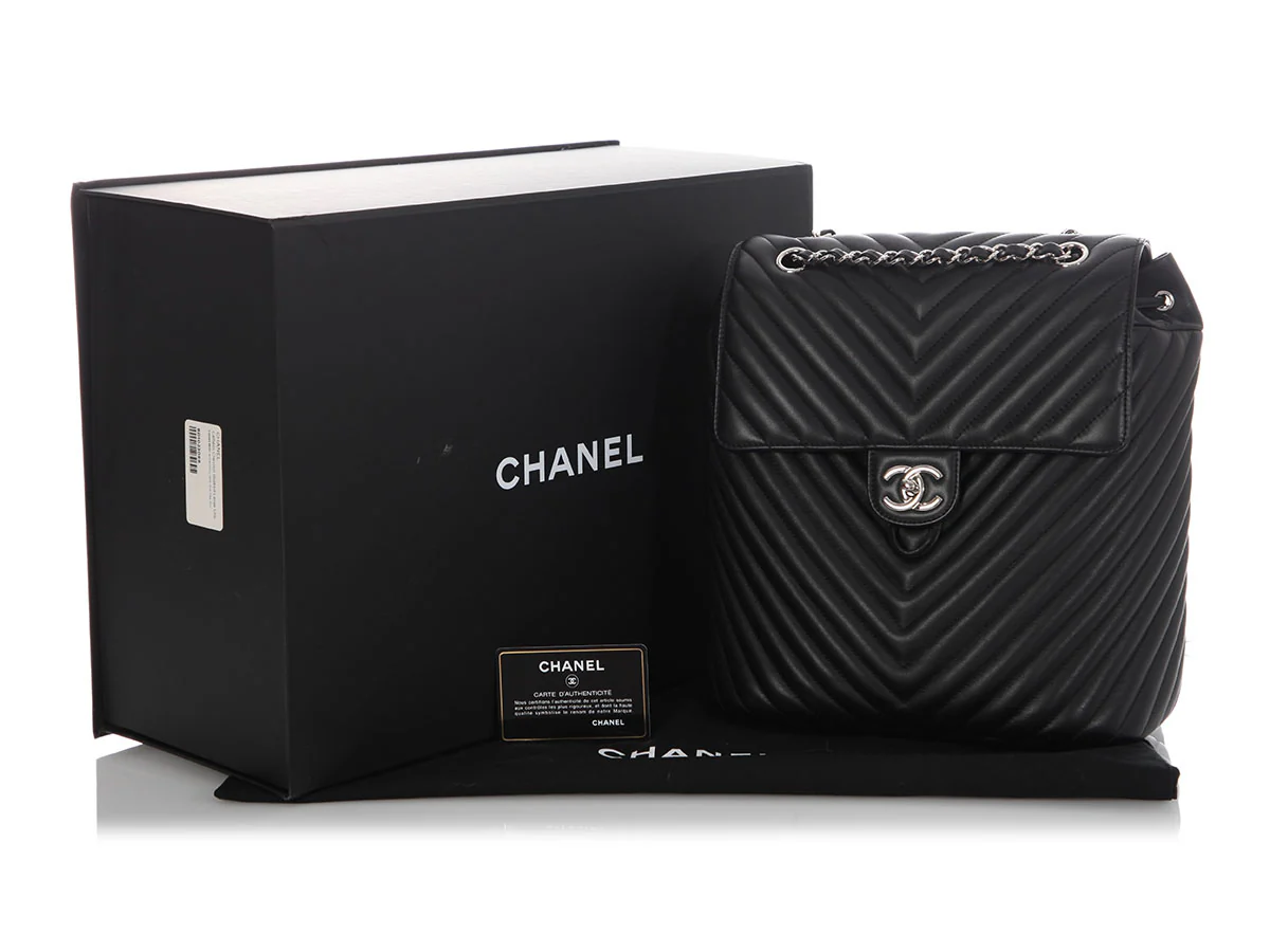 Chanel Large Black Chevron-Quilted Calfskin Urban Spirit Backpack - Image 2