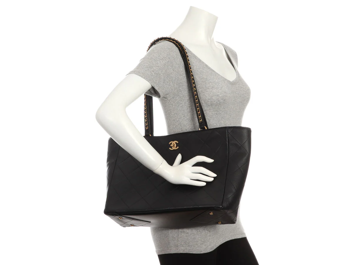 Chanel Large Black Quilted Calfskin Book Pocket Tote - Image 9