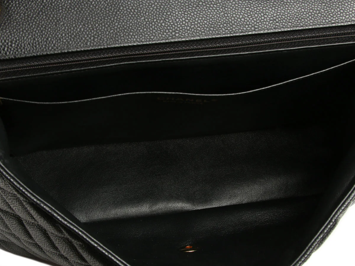 Chanel Maxi Black Quilted Caviar Classic Single Flap - Image 9