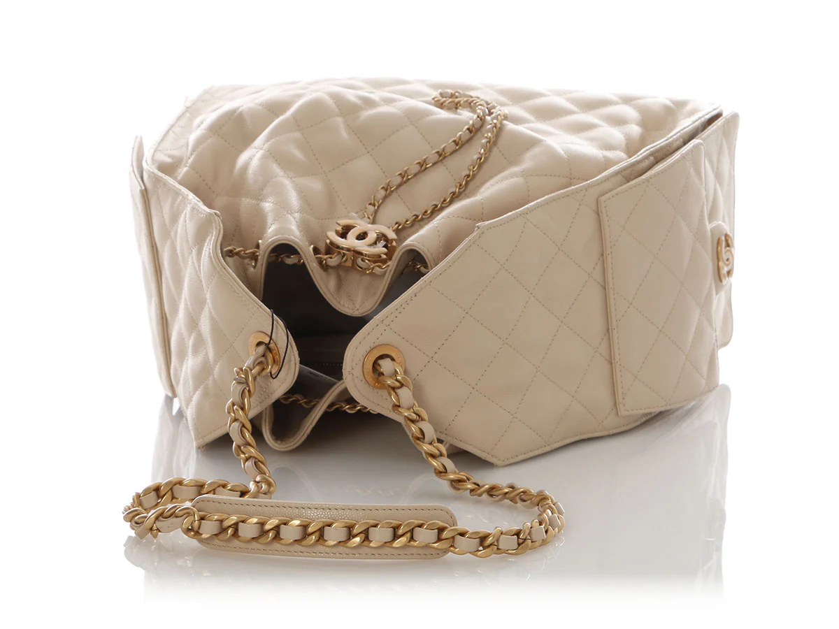 Chanel Medium Beige Caviar 25 Bag - Image 8