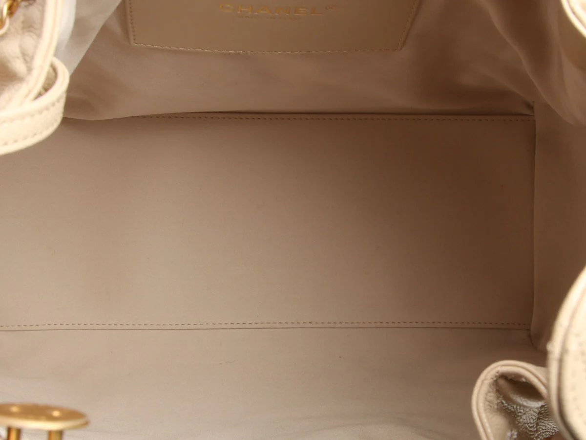 Chanel Medium Beige Caviar 25 Bag - Image 9
