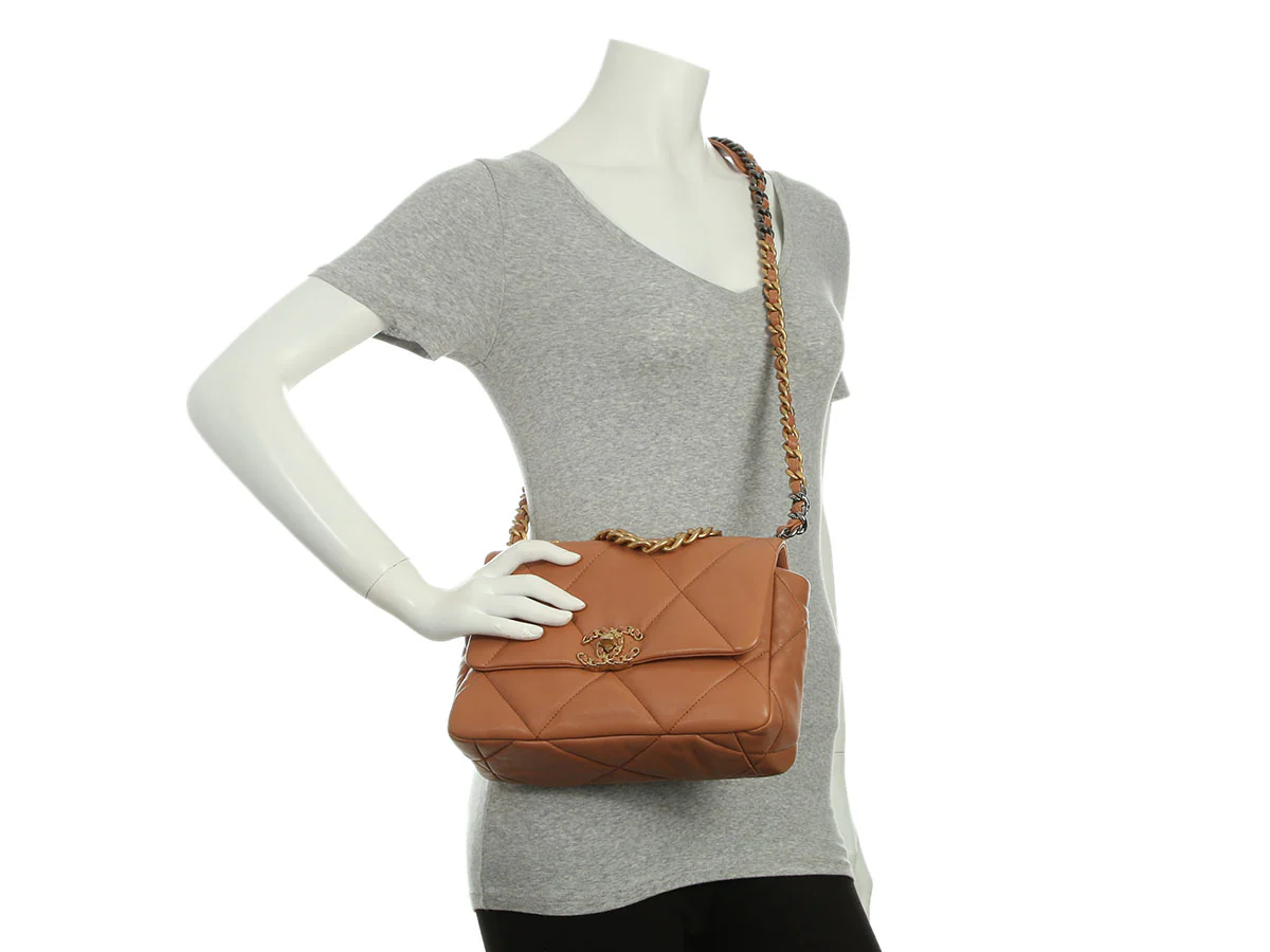 Chanel Medium Brown Quilted Lambskin 19 Flap - Image 10