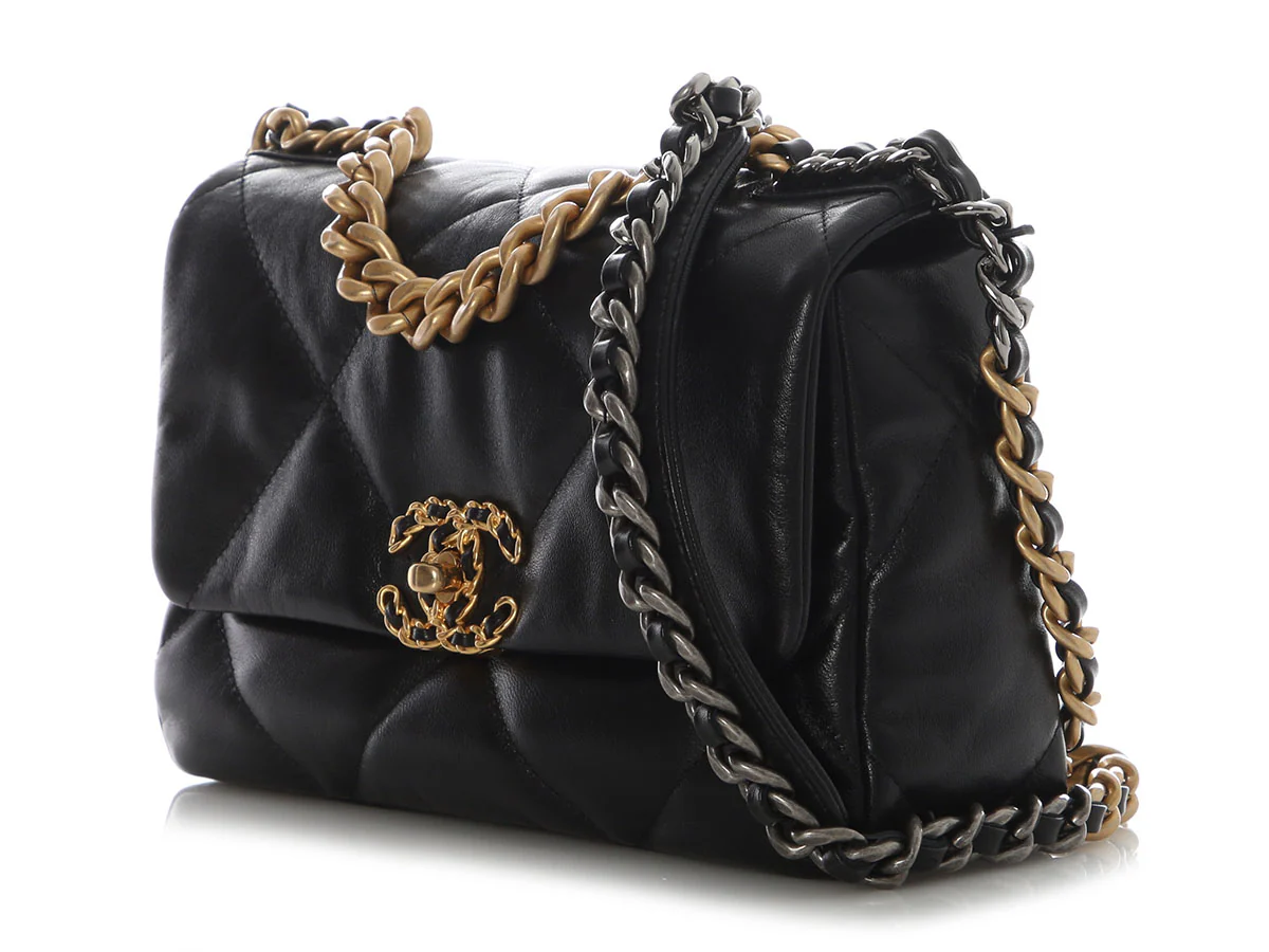 Chanel Small Black Quilted Calfskin 19 Flap - Image 4