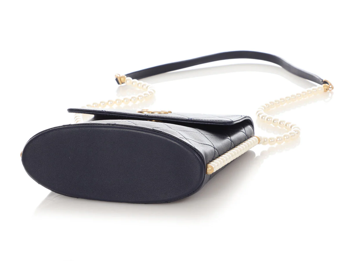 Chanel Small Navy Quilted Calfskin Pearl Strap Bag - Image 6