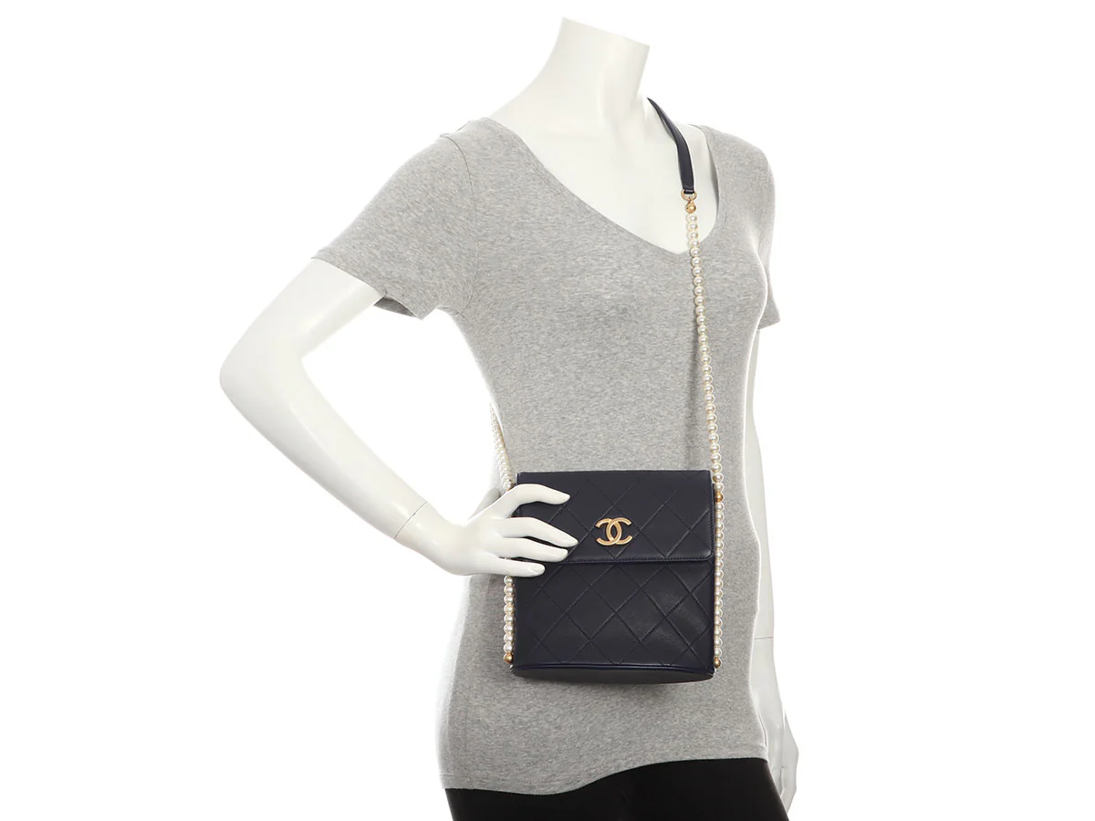 Chanel Small Navy Quilted Calfskin Pearl Strap Bag - Image 9