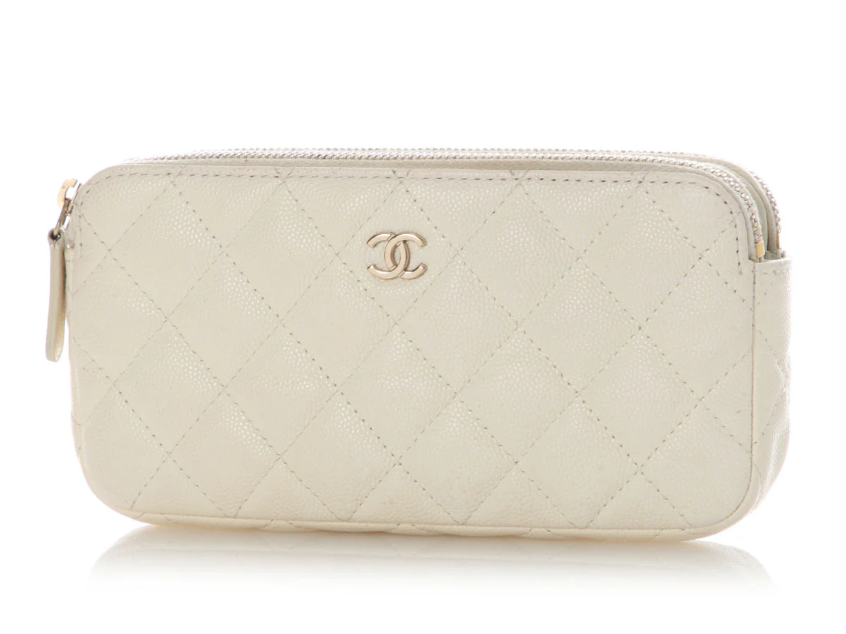 Chanel Small White Quilted Caviar Clutch with Chain - Image 2