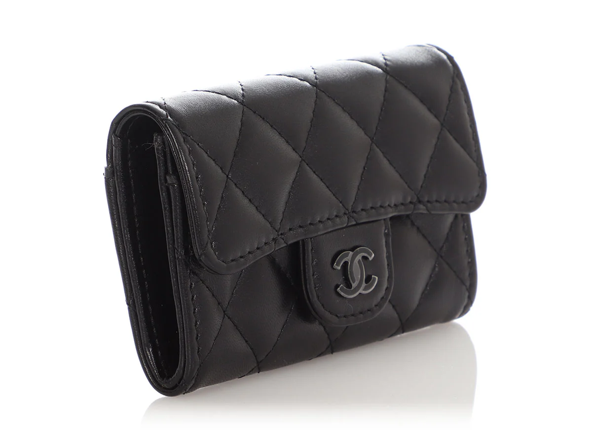 Chanel So Black Quilted Lambskin Flap Card Holder - Image 5