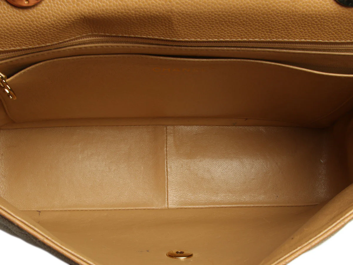 Chanel Vintage Jumbo Beige Quilted Caviar Classic Single Flap - Image 8