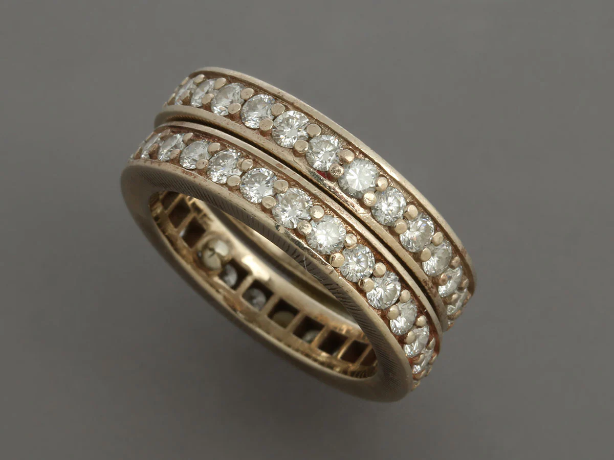 14K White Gold 2.5-Carat Diamond Eternity Band Set - Image 4