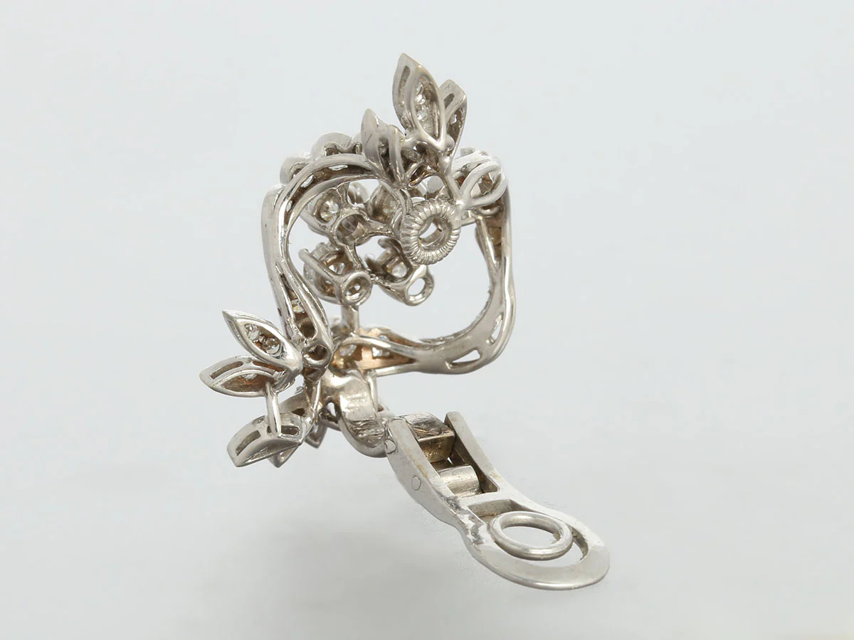18K White Gold Diamond Swirl Mid-Century Clip-On Earrings - Image 4