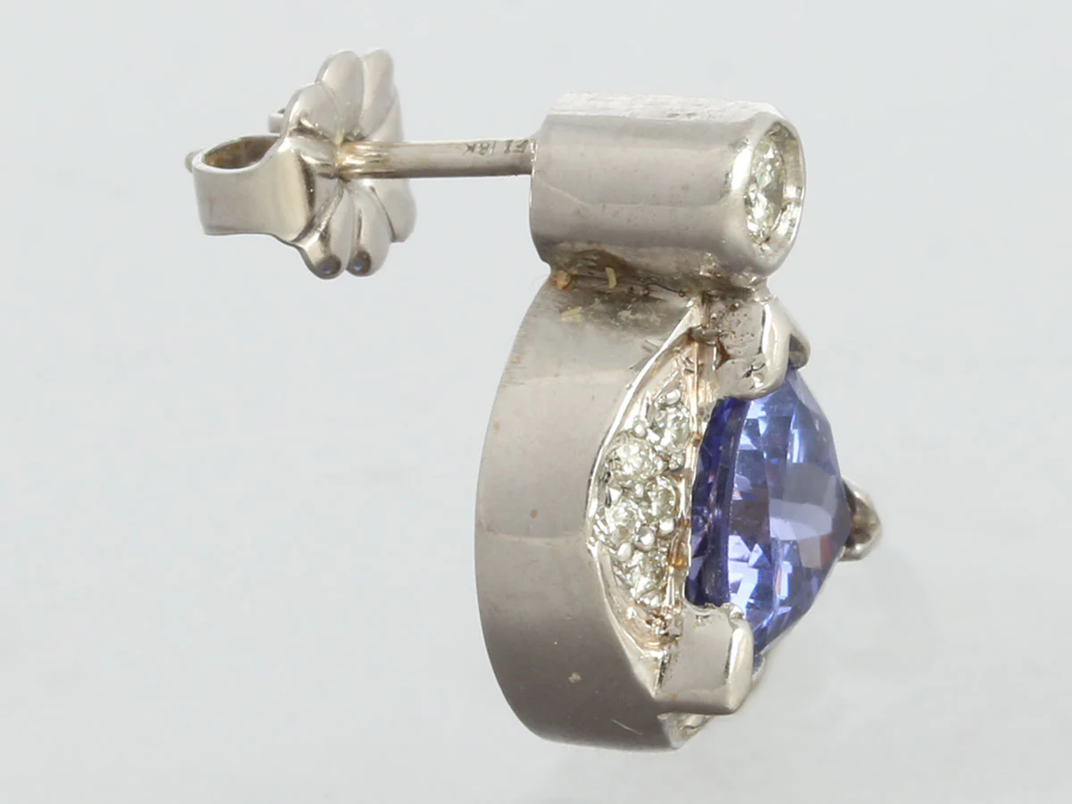 18K White Gold Trillion-Cut Tanzanite Earrings - Image 3