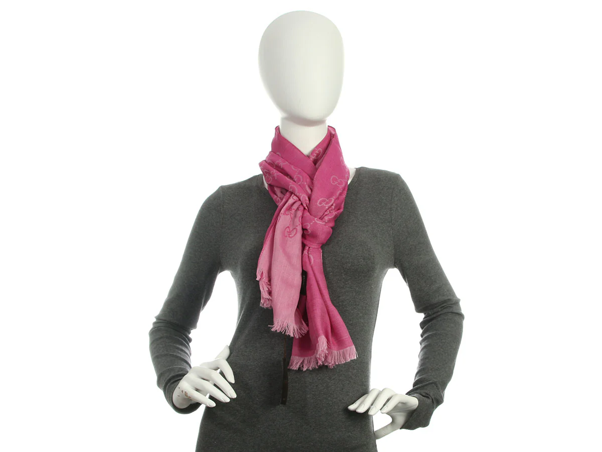 Gucci Pink Monogram Scarf - Image 5
