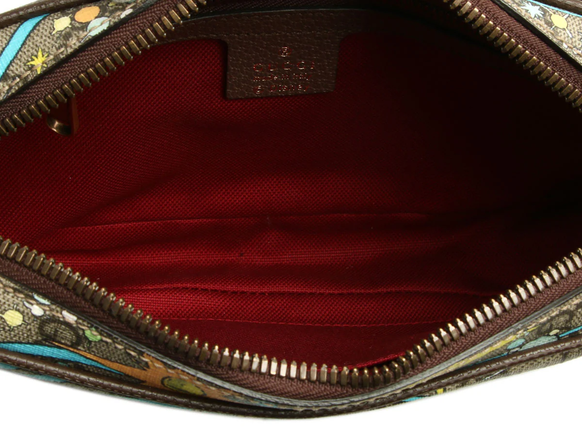 Gucci x Disney Donald Duck Belt Bag - Image 8