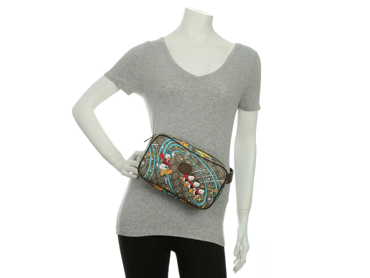 Gucci x Disney Donald Duck Belt Bag - Image 9