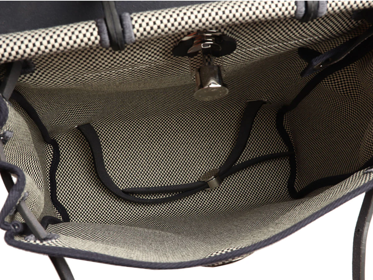 Hermès Navy Toile and Vache Hunter Herbag à Dos Zip Backpack GM - Image 10
