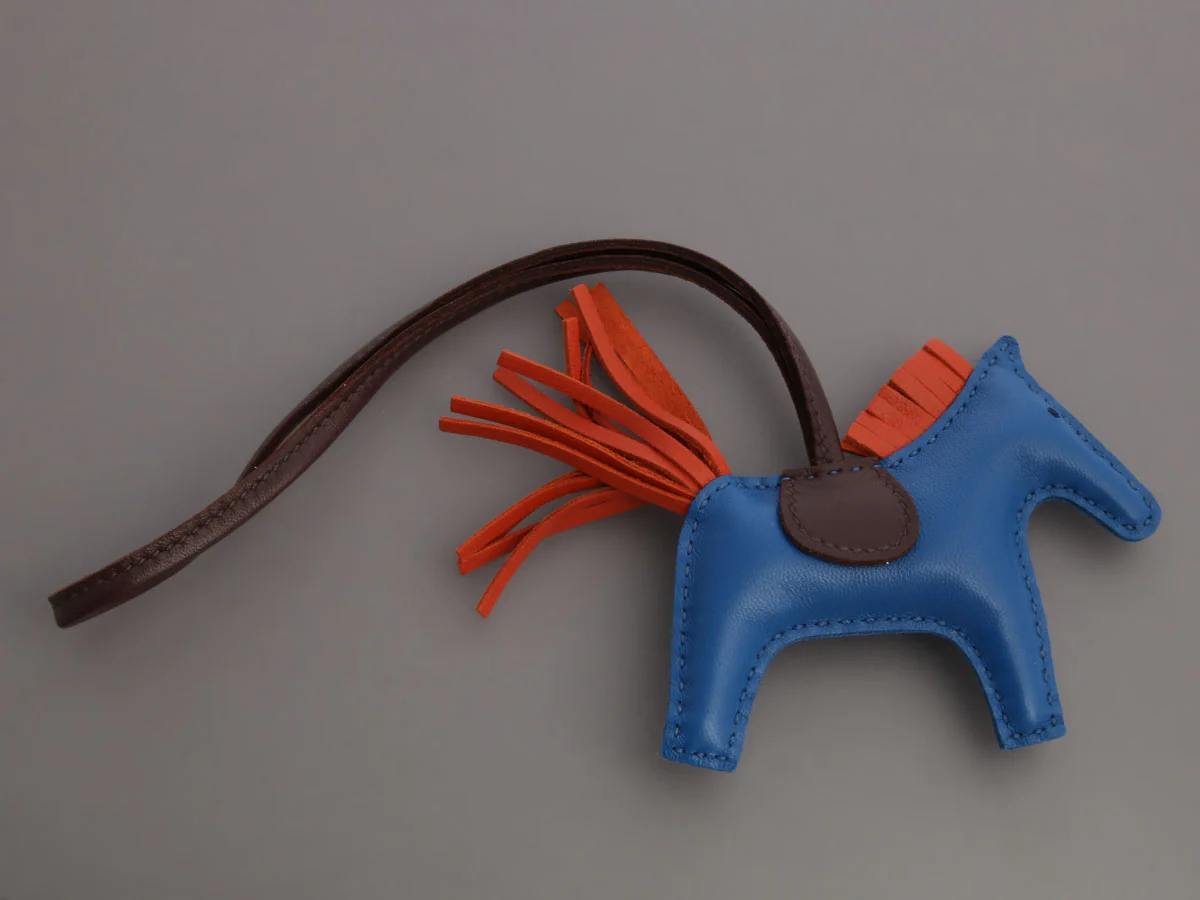 Hermès Bleu France Lambskin Rodeo Bag Charm PM - Image 2
