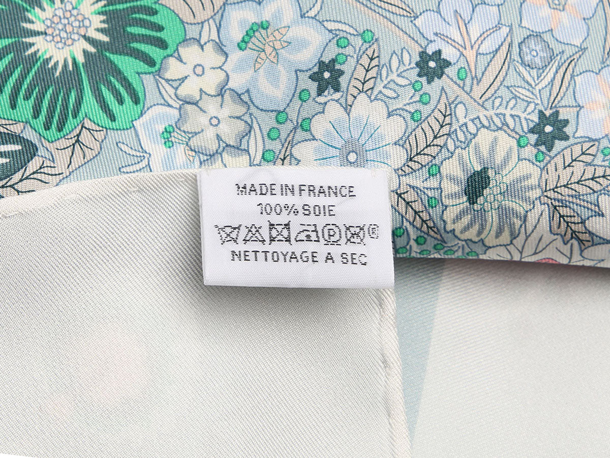 Hermès Brides de Gala en Fleurs Silk Scarf 90cm - Image 3