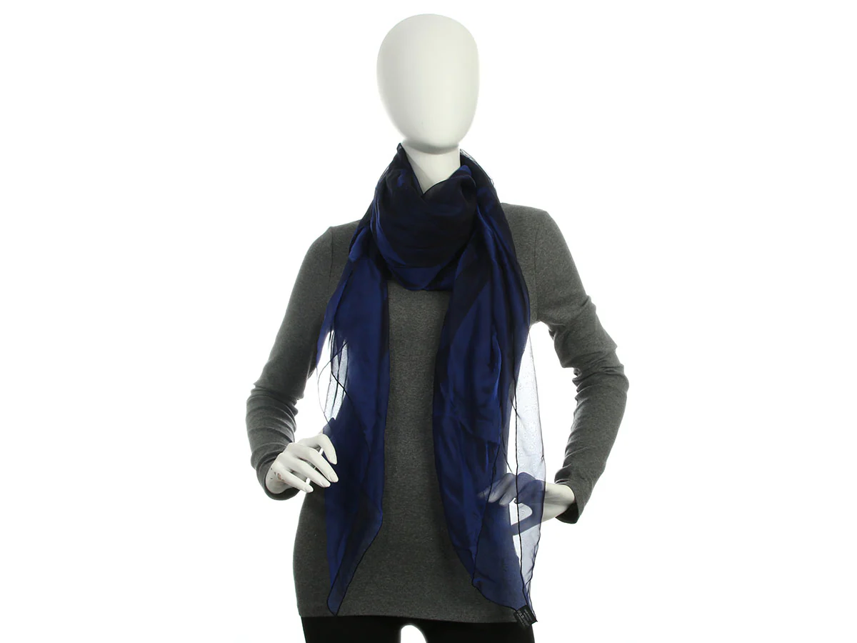 Hermès Brides de Gala Quadri Mousseline Shawl 140cm - Image 4