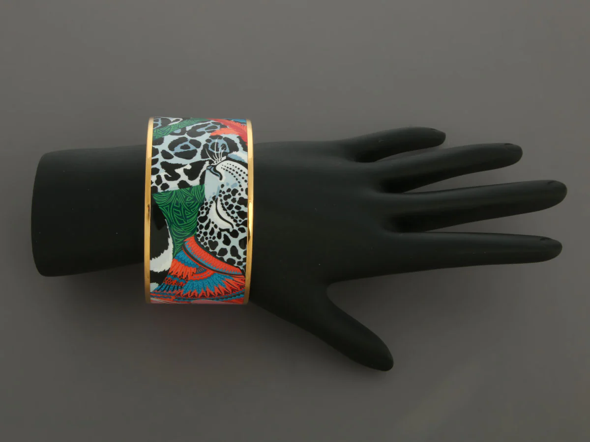 Hermès Extra Wide Jaguar Quetzal Enamel Bangle - Image 5