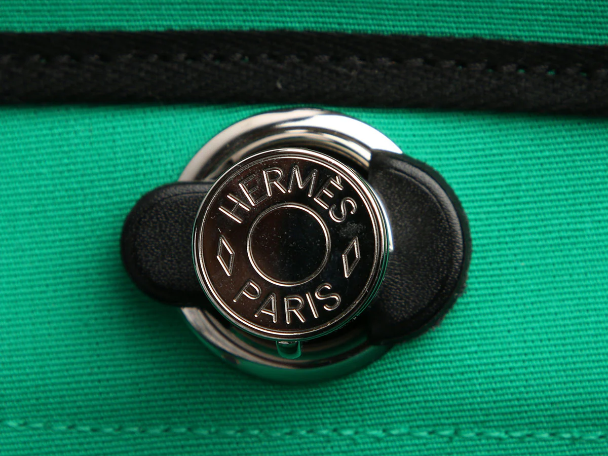 Hermès Menthe Toile Officier and Black Vache Hunter Herbag Zip 31 - Image 10