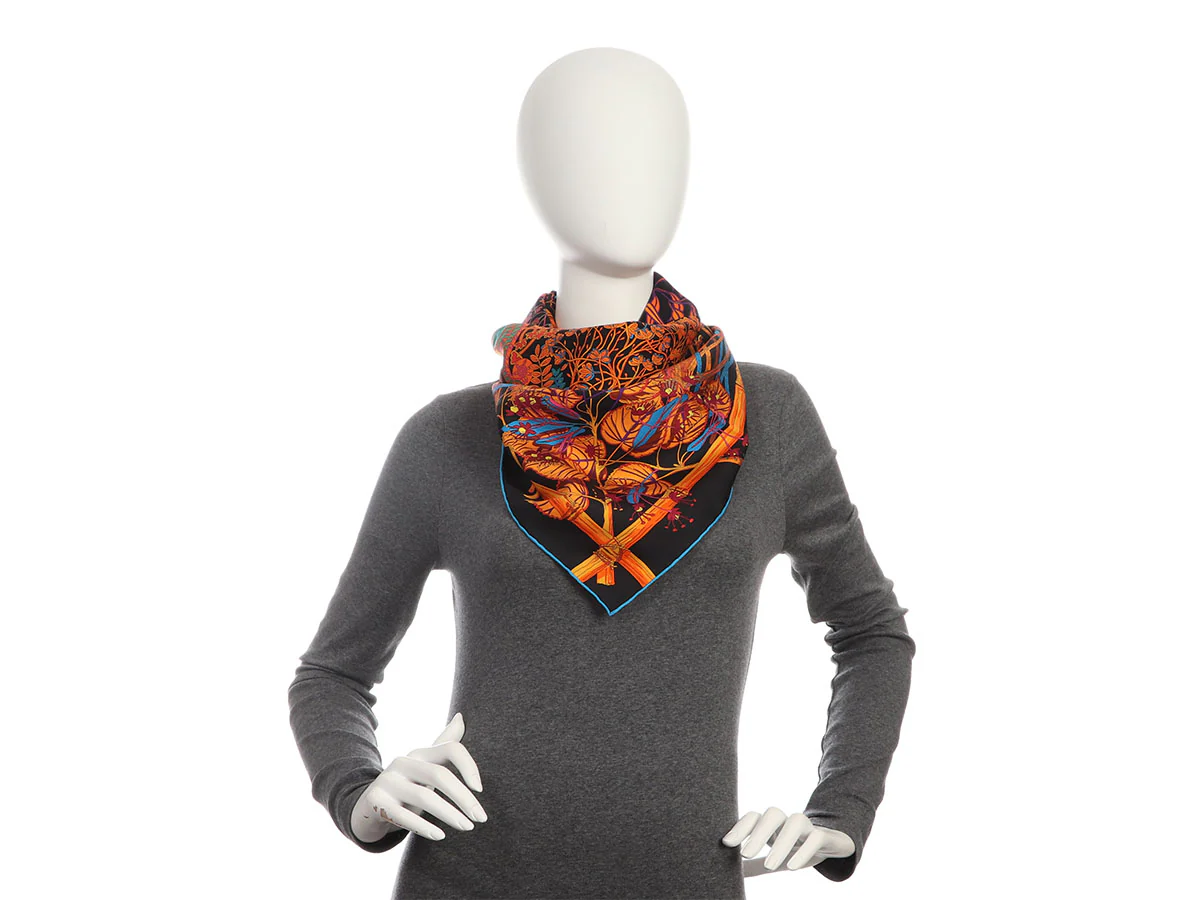 Hermès Mythes et Métamorphoses Silk Scarf 90cm - Image 5