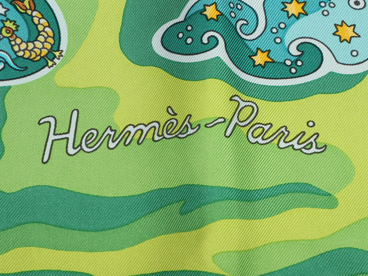 Hermès Nuées Imaginaires Silk Scarf 90cm - Image 3