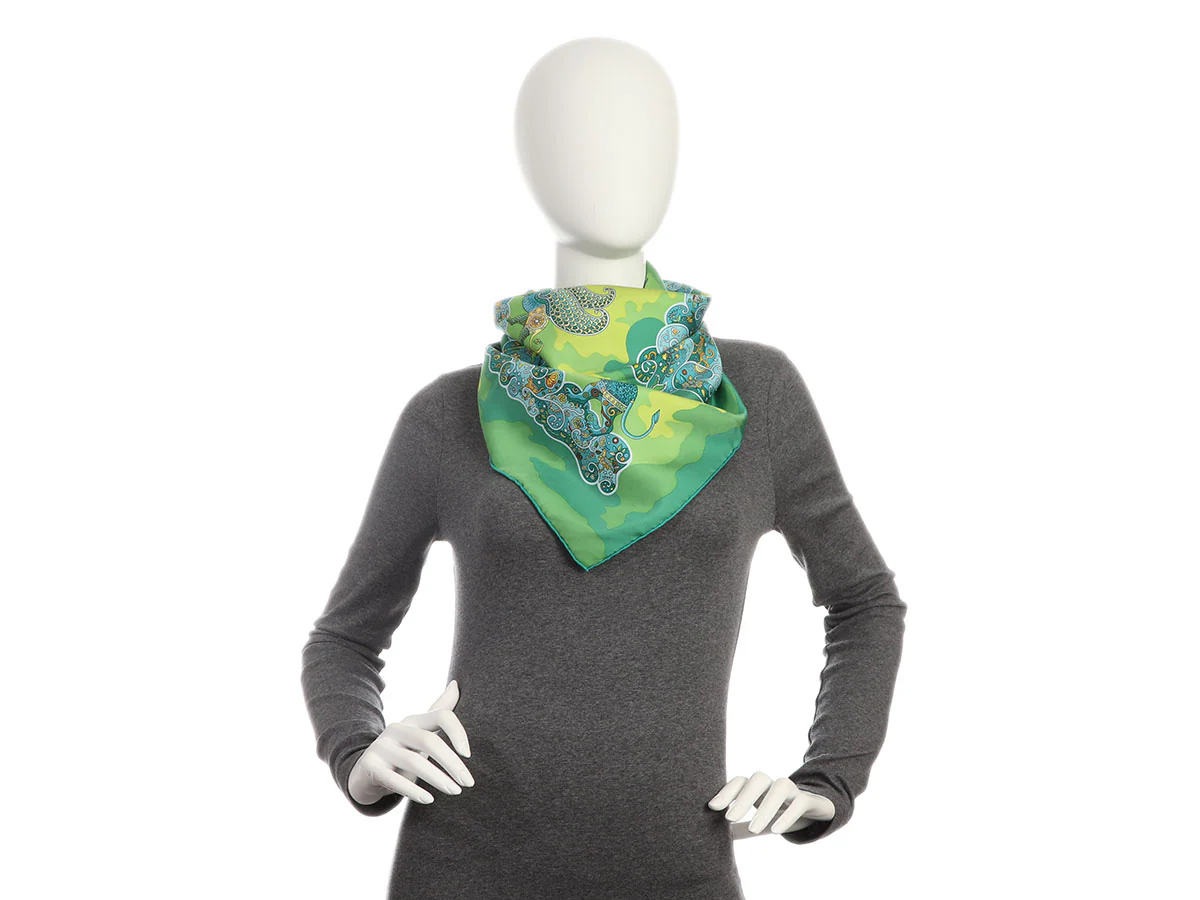 Hermès Nuées Imaginaires Silk Scarf 90cm - Image 5