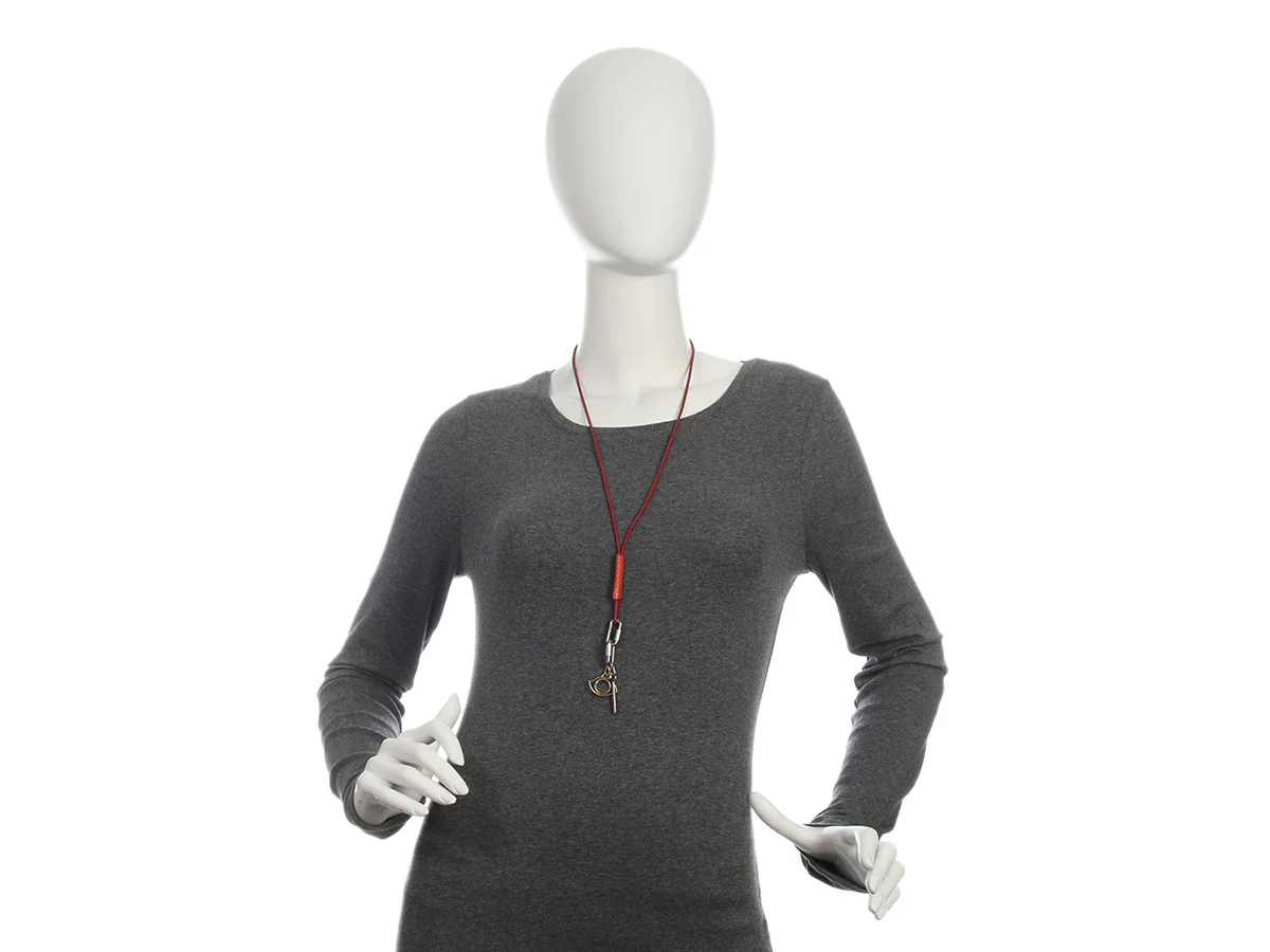 Hermès Red Leather and Lizard Curiosite Charm Pendant Necklace - Image 6