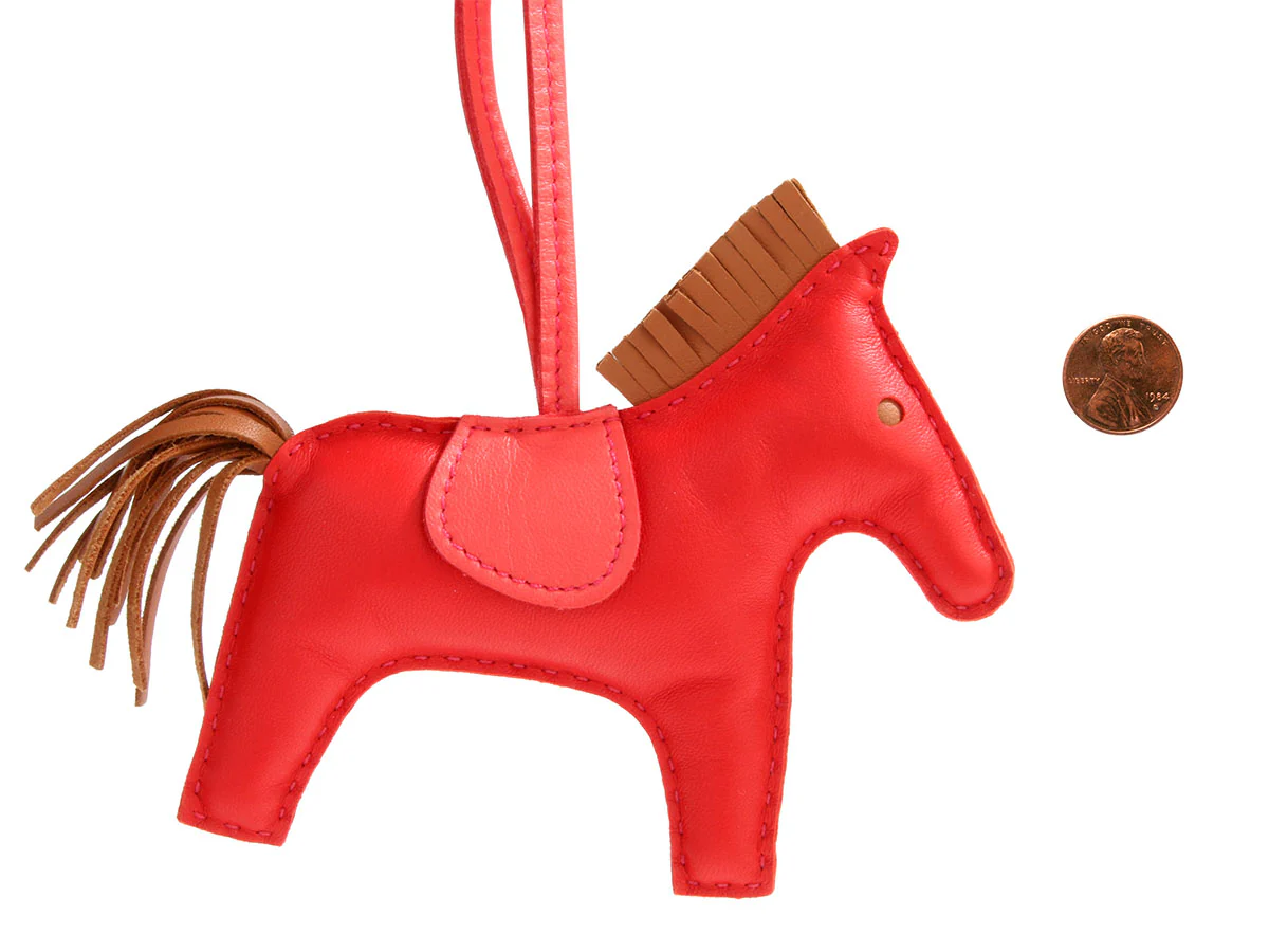 Hermès Rouge Indien Lambskin Rodeo MM - Image 4