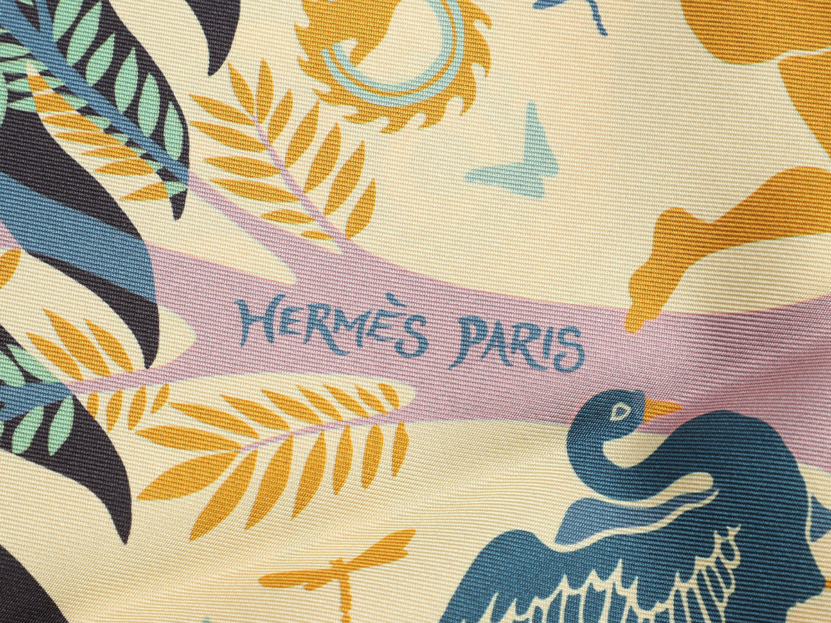 Hermès Sous le Charme d'Orphée Double Face Silk Scarf 90cm - Image 4