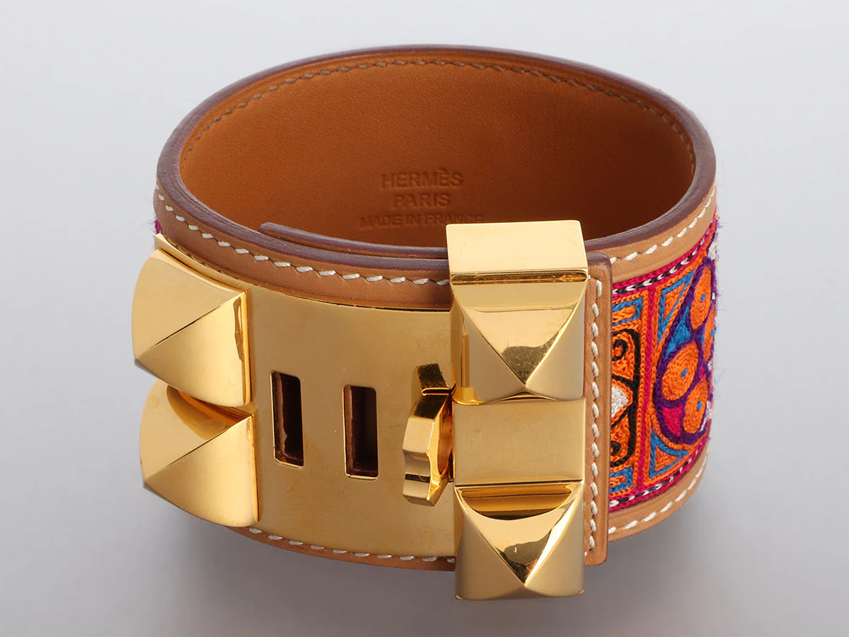 Hermès Gold-Tone Embroidered Year of India Collier de Chien CDC Bracelet - Image 4