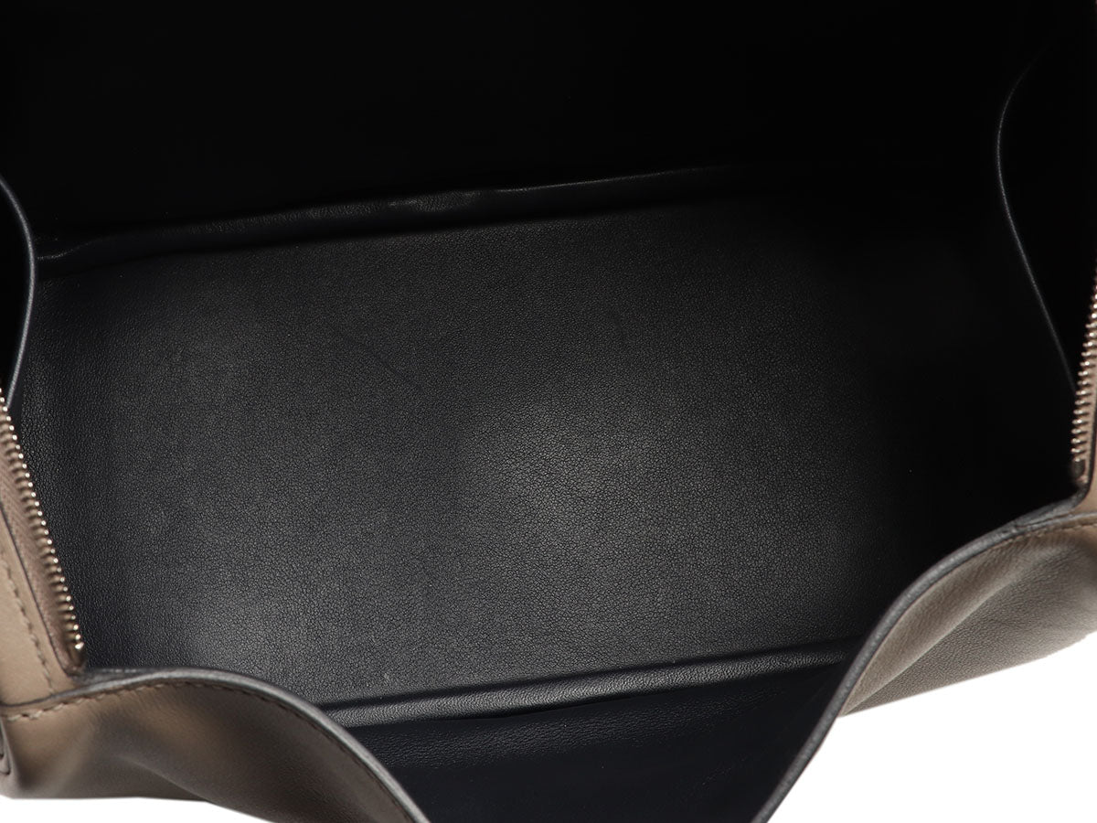 Hermès Gris Asphalte Swift and Bleu Indigo Verso Lindy 26 - Image 10