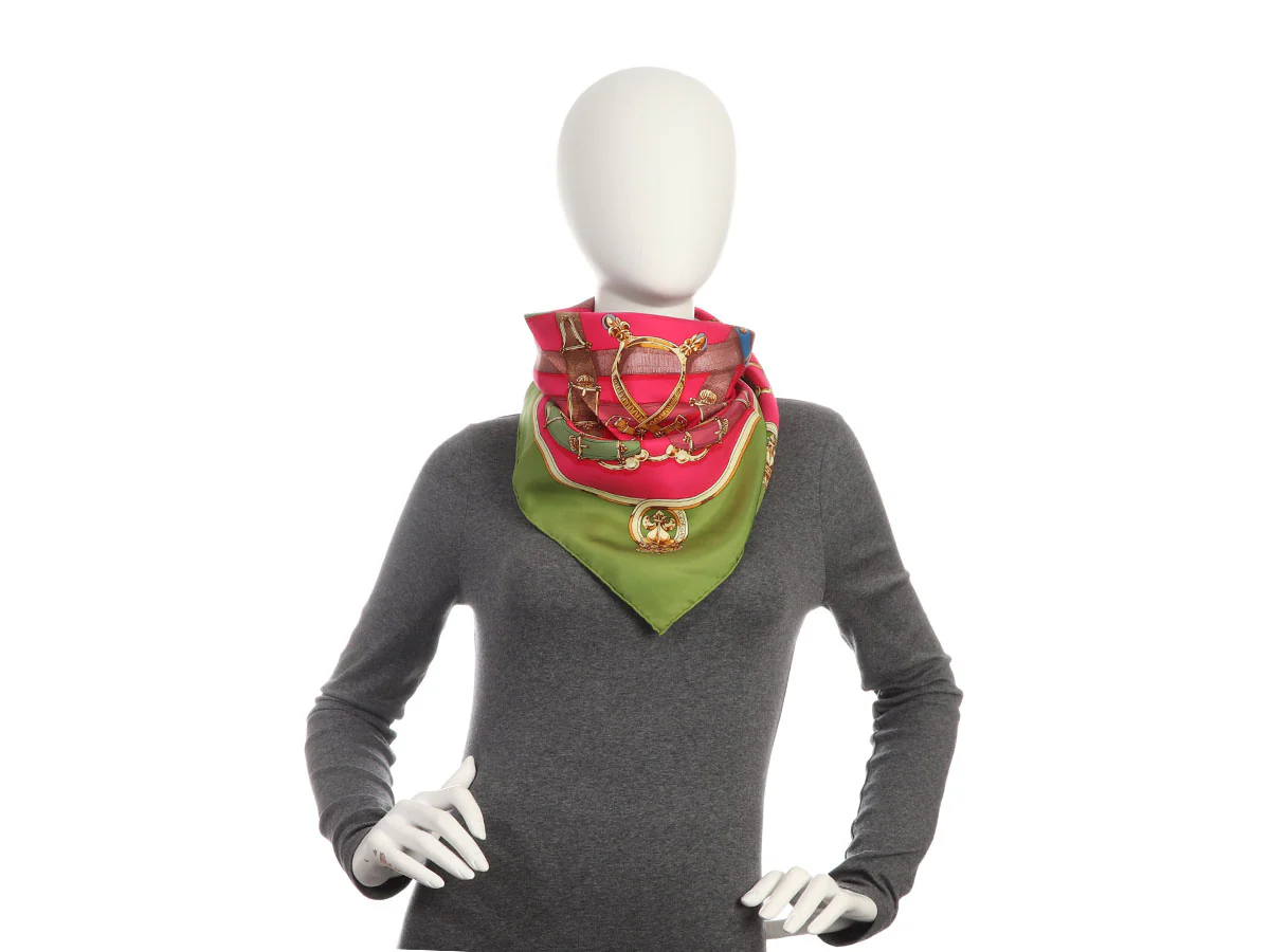 Hermès Cavalcadour Silk Scarf 90cm - Image 5