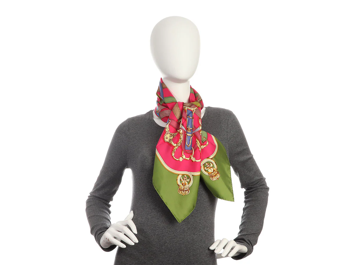 Hermès Cavalcadour Silk Scarf 90cm - Image 6