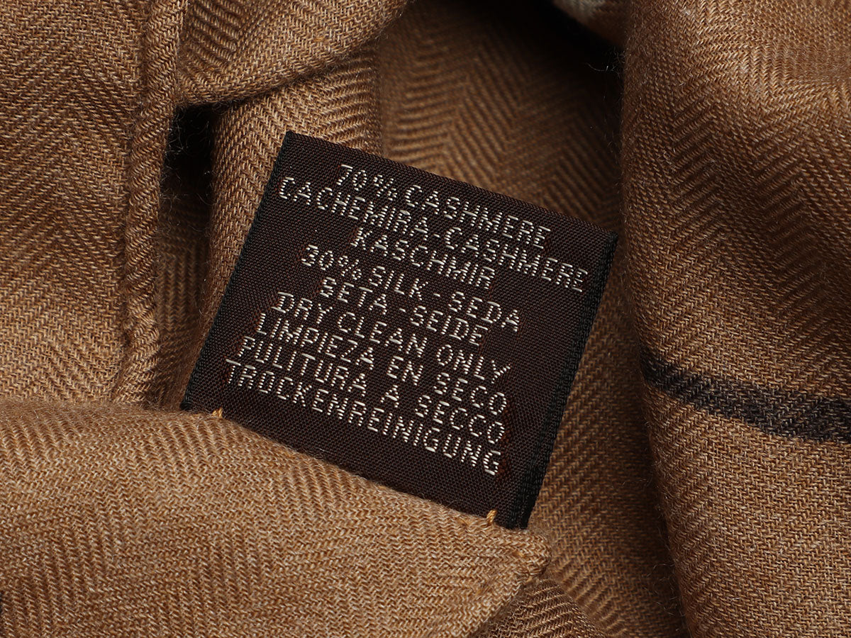 Hermès Libre Comme Pegase Cashmere Silk Shawl 140cm - Image 5