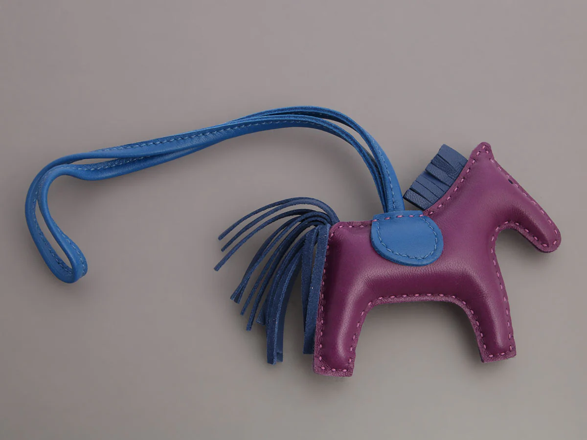 Hermès Violet Lambskin Grigri Rodeo Bag Charm PM - Image 3