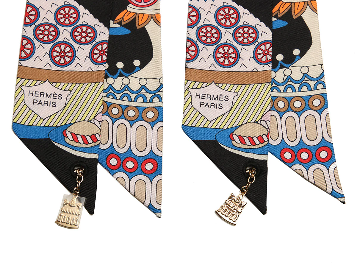 Hermès La Pâtisserie Française Charm Silk Twilly Pair - Image 2