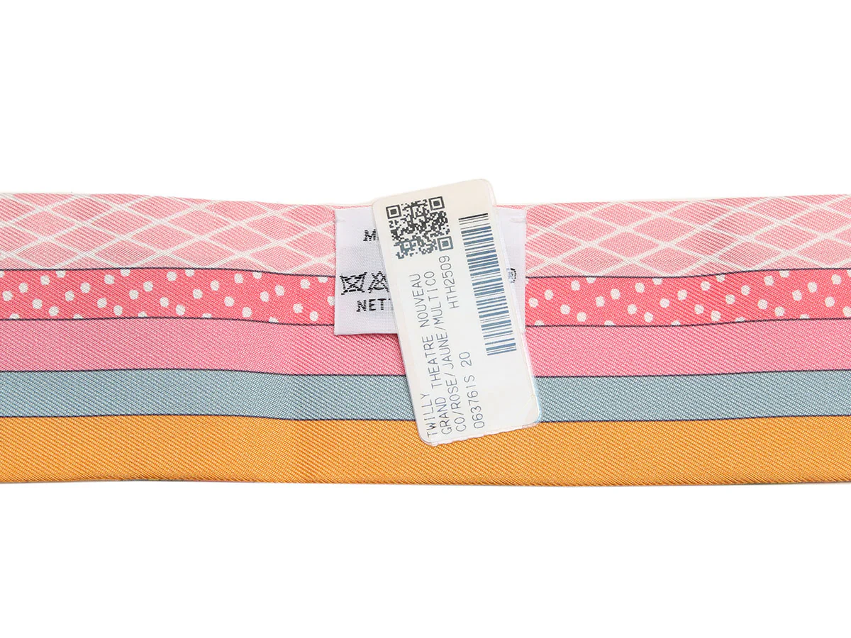 Hermès Grand Théâtre Nouveau Silk Twilly - Image 3