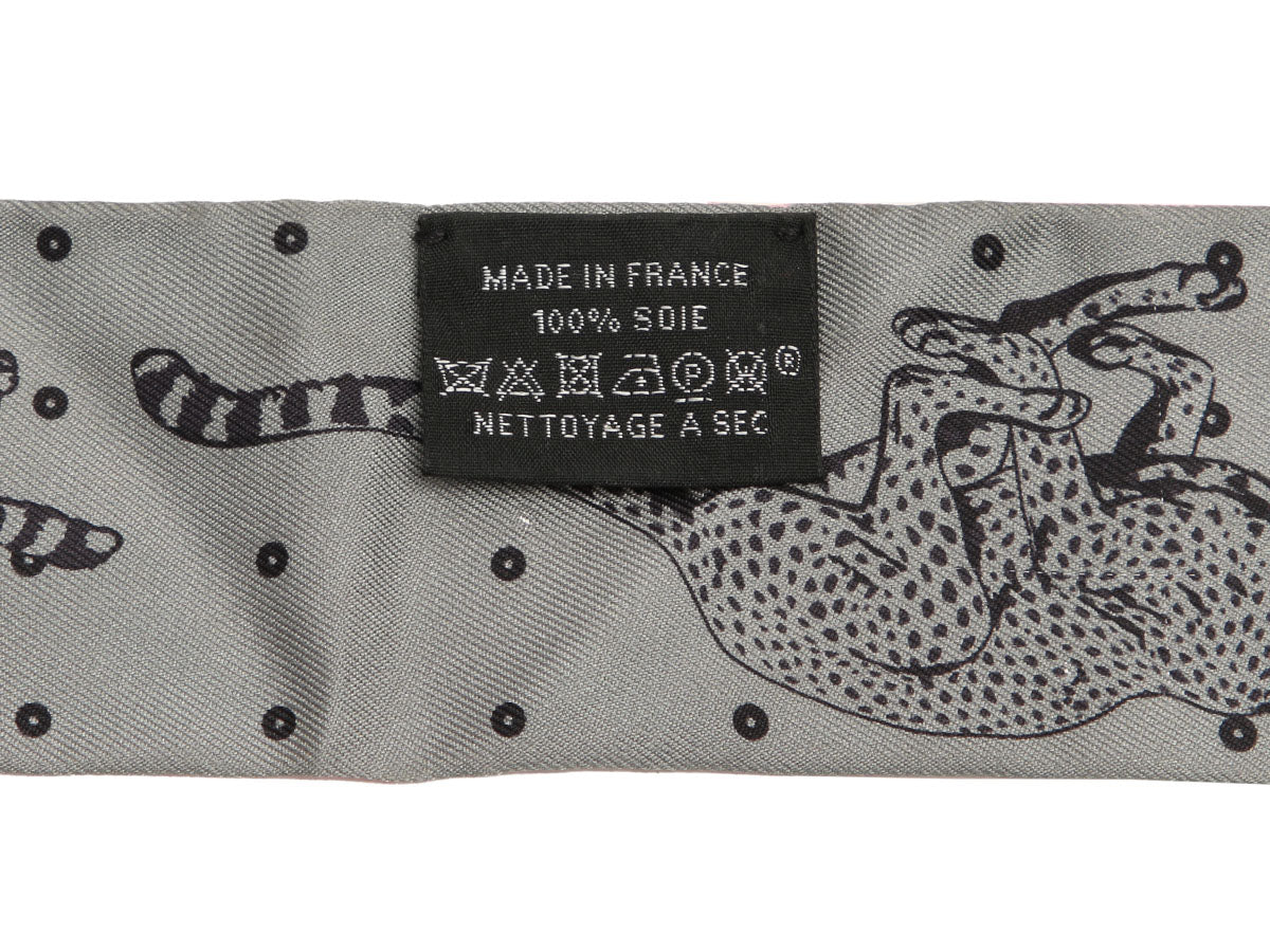 Hermès Guepards Bandana Silk Twilly - Image 3
