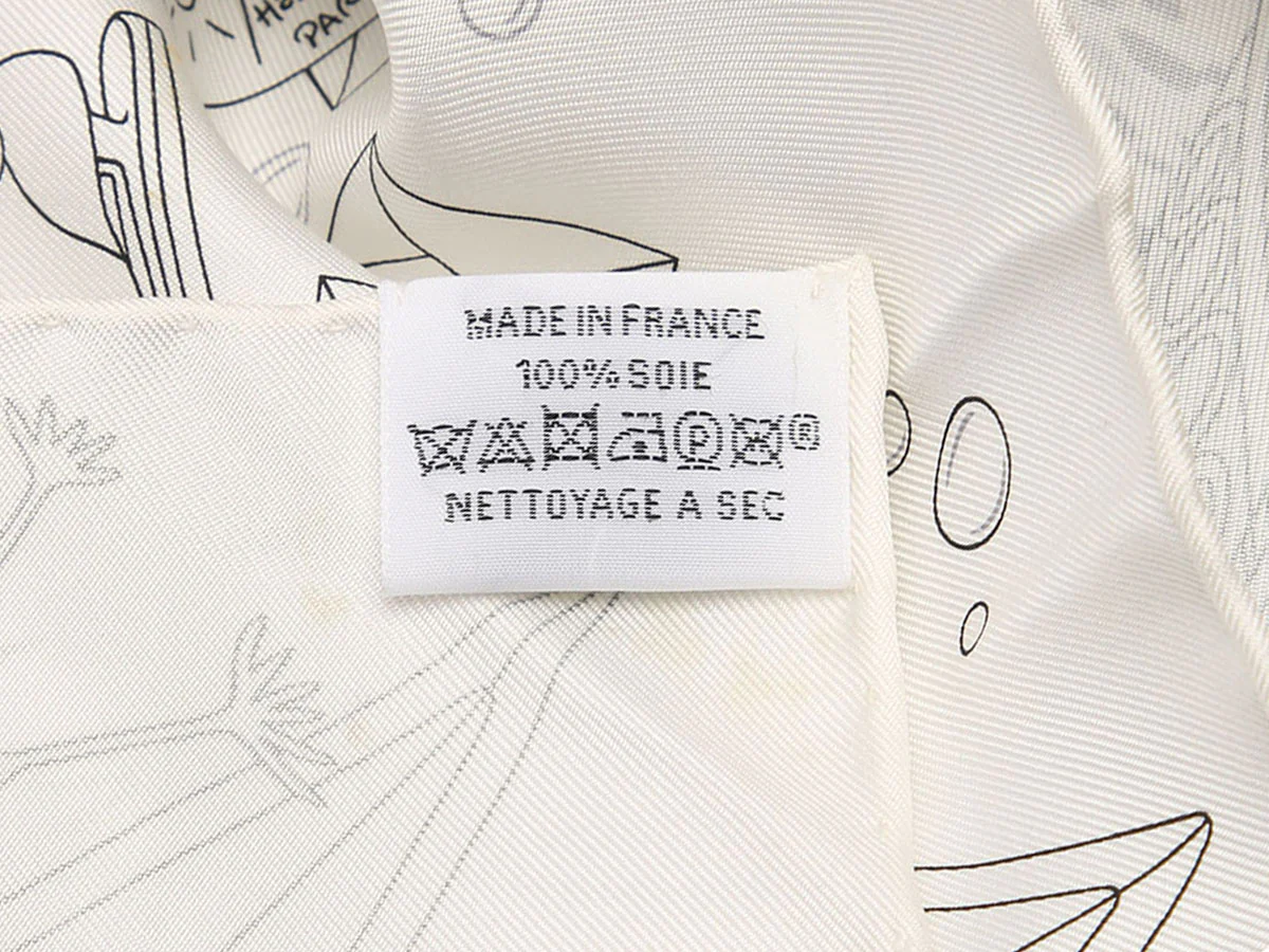Hermès Flagship Silk Scarf 90cm - Image 4