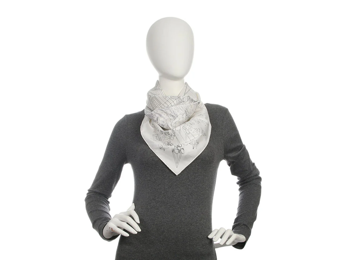 Hermès Flagship Silk Scarf 90cm - Image 5